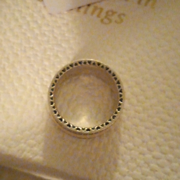 Pandora Ring - Picture 4 of 4